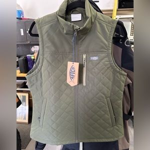 AFTCO women’s quilted vest. Medium winter moss (green)